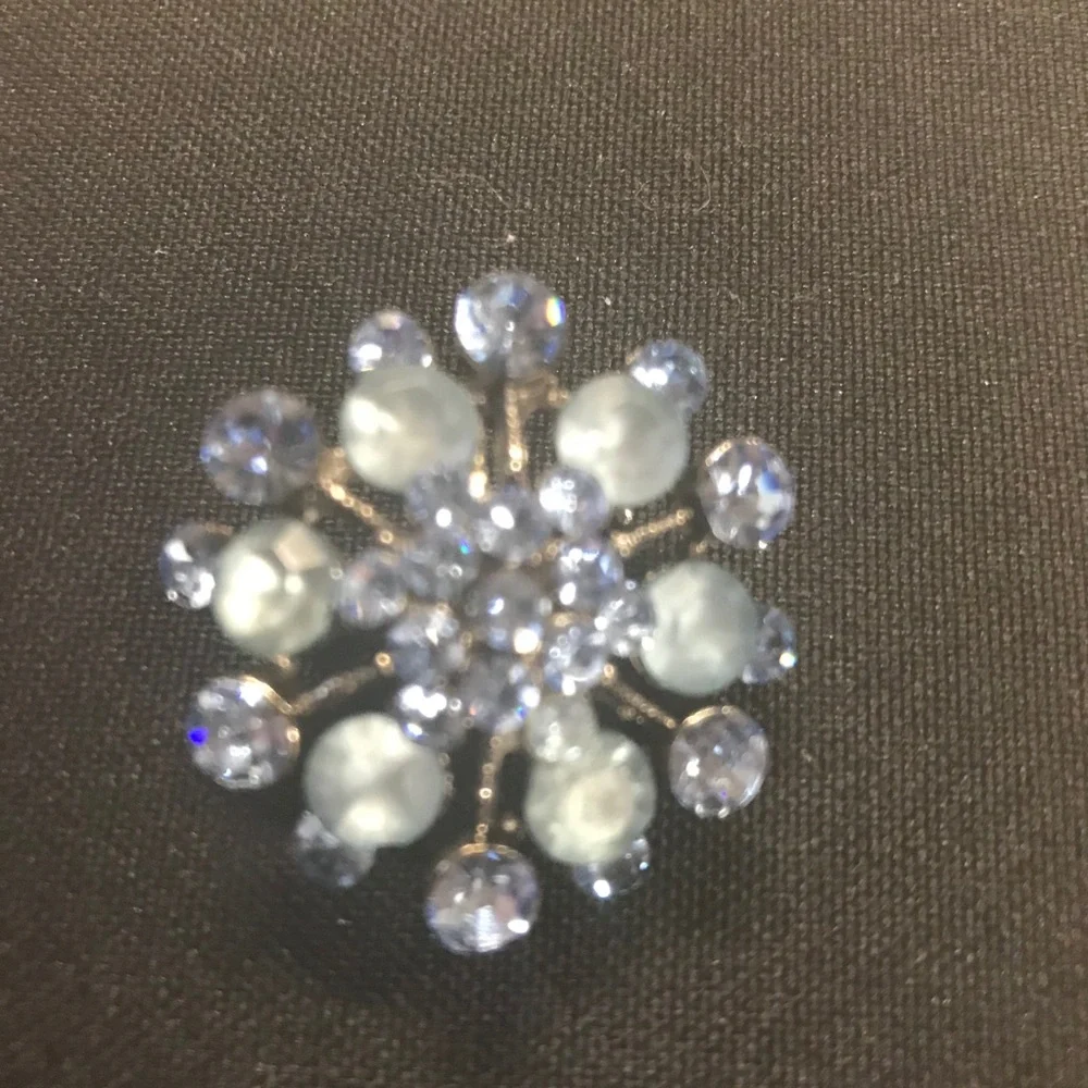 Two-Tone Blue Rhinestone Hanging Brooch Necklace